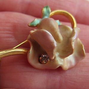 Joan Rivers Vintage Pink Rose Brooch